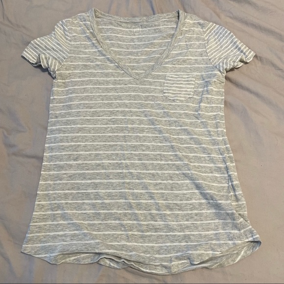 GAP Tops - Gray Striped v-neck t-shirt